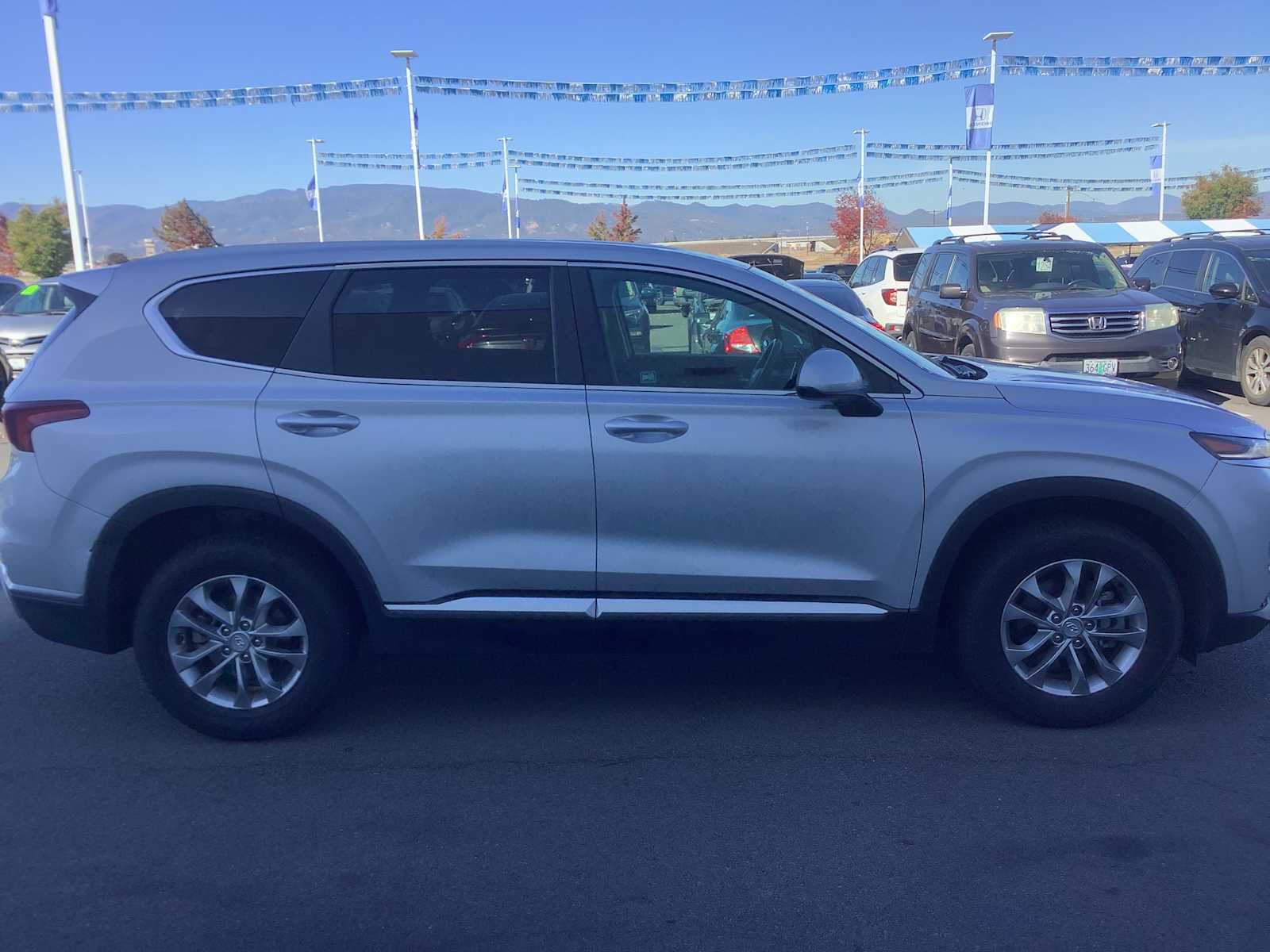 Used 2019 Hyundai Santa Fe SE AWD/4WD image 7