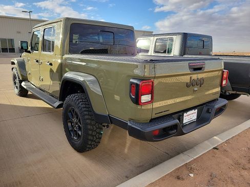 New 2026 Jeep Gladiator Sport image 2