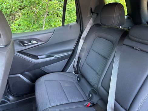 Used 2025 Chevrolet Equinox LT FWD image 39