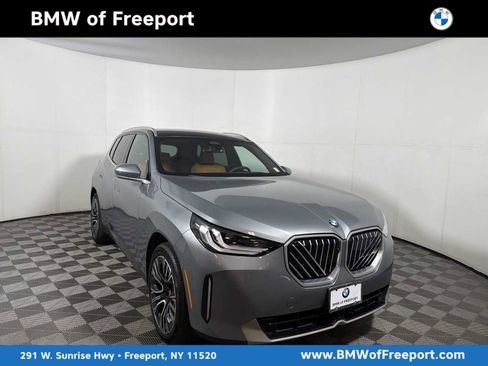 Used 2025 BMW X3 xDrive30 w/ Premium Package AWD/4WD image 1