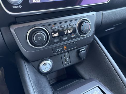 Certified 2025 Nissan Leaf S FWD image 15