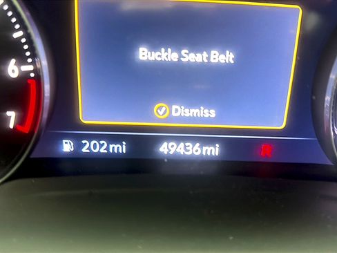 Used 2022 Buick Envision Essence w/ Sport Touring Package image 7