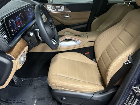 Certified 2025 Mercedes-Benz GLS 450 GLS 450 image 21