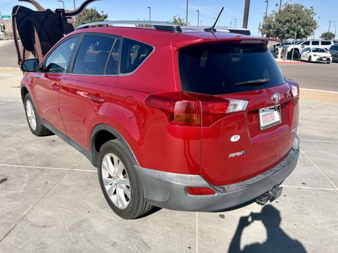 Used 2015 Toyota RAV4 Limited image 3