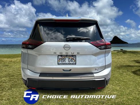 Used 2025 Nissan Rogue SV FWD image 7