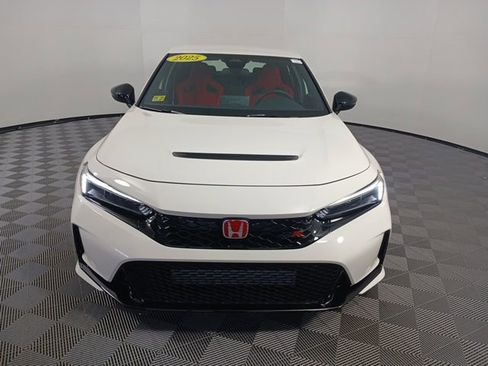 Used 2025 Honda Civic Type R image 2