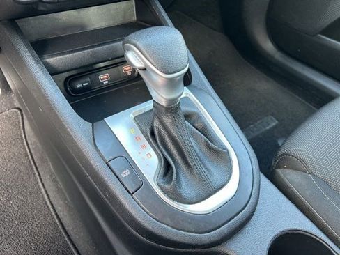 Used 2024 Kia Forte LXS w/ LXS Technology Package FWD image 28