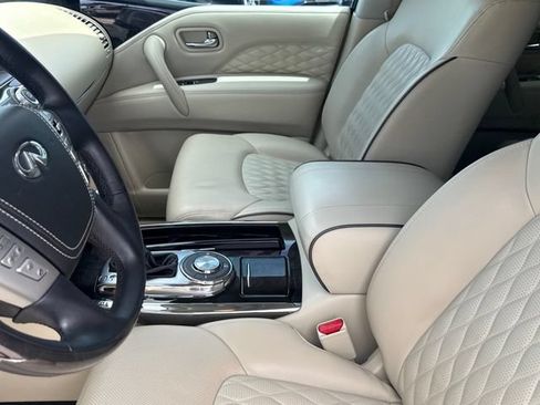 Used 2018 INFINITI QX80 2WD w/ Deluxe Technology Package image 10