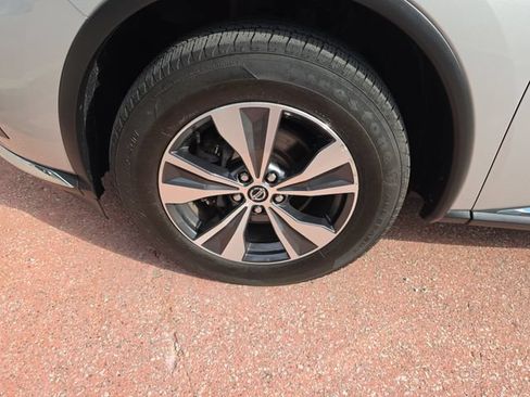 Used 2021 Nissan Murano SV AWD/4WD image 23