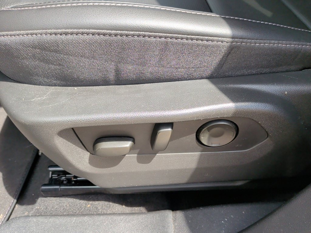 Used 2024 Buick Envision Preferred AWD/4WD image 13