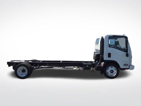 New 2025 Chevrolet Low Cab Forward RWD image 3