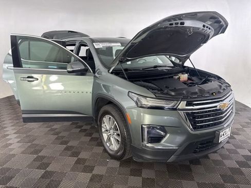 Used 2023 Chevrolet Traverse LT AWD/4WD image 14