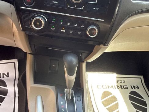 Used 2013 Honda Civic LX image 17