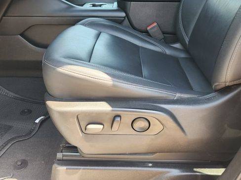 Used 2021 Chevrolet Tahoe LT w/ Luxury Package RWD image 23