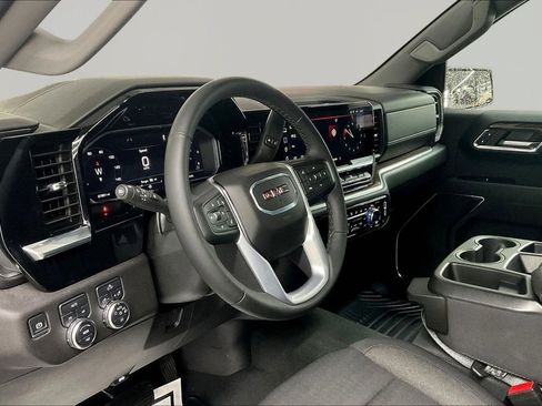 Used 2024 GMC Sierra 1500 Elevation image 20