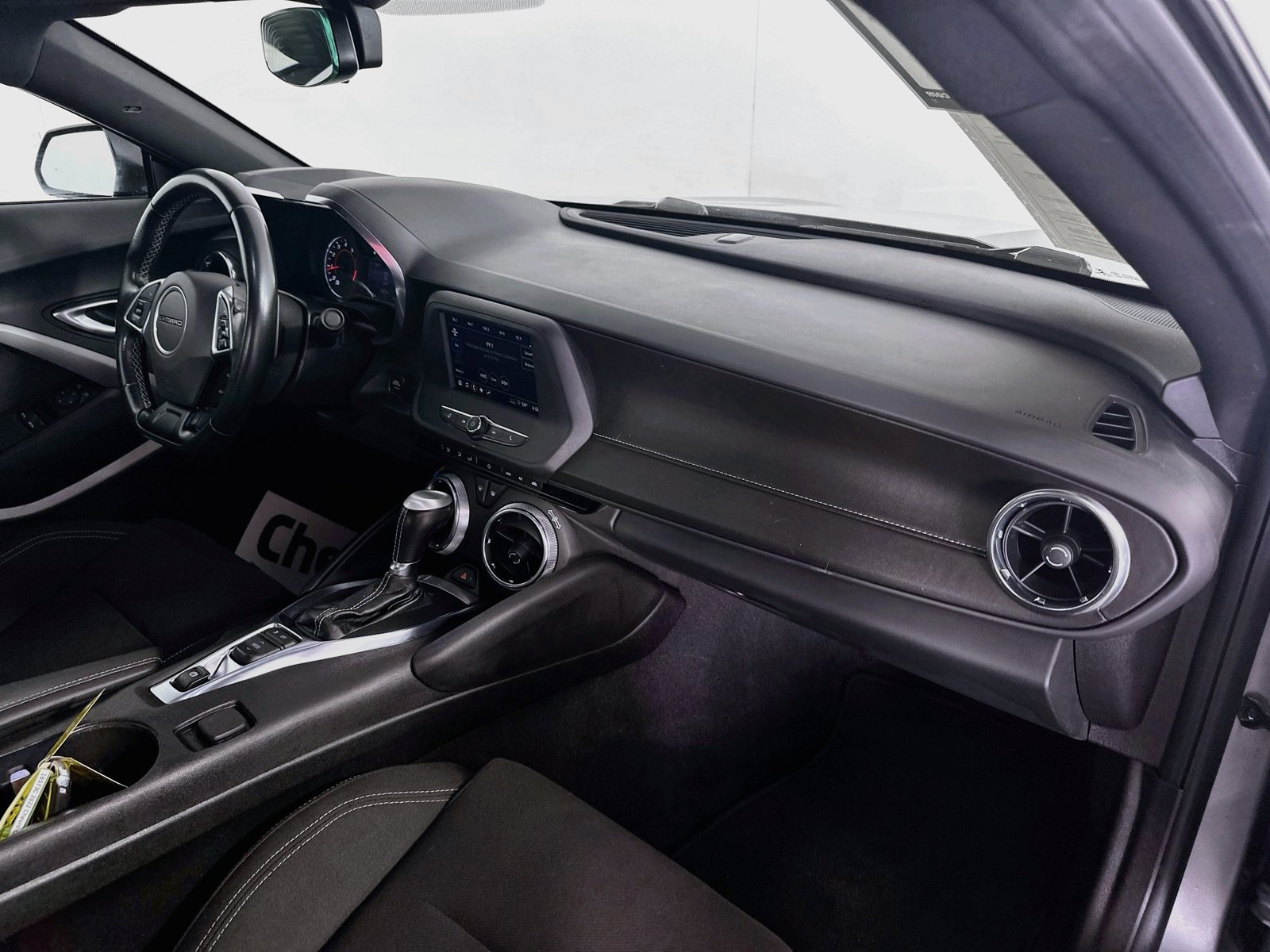 Used 2022 Chevrolet Camaro LT RWD image 26