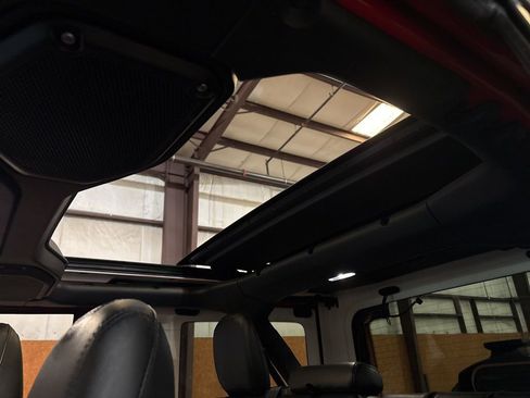 Used 2023 Jeep Wrangler Unlimited Rubicon 4xe image 25