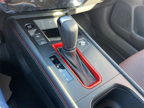 New 2025 Nissan Kicks SR w/ Illumination Package image 18