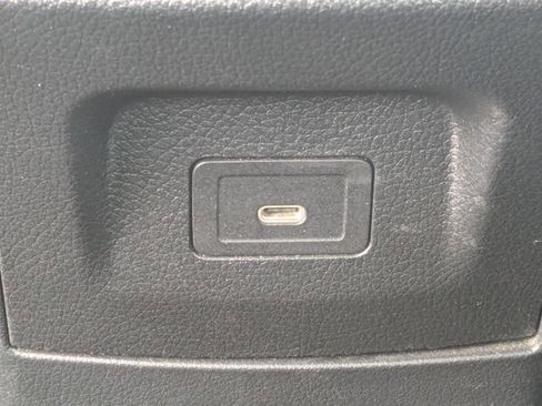 Used 2025 Mercedes-Benz CLA 250 4MATIC image 18