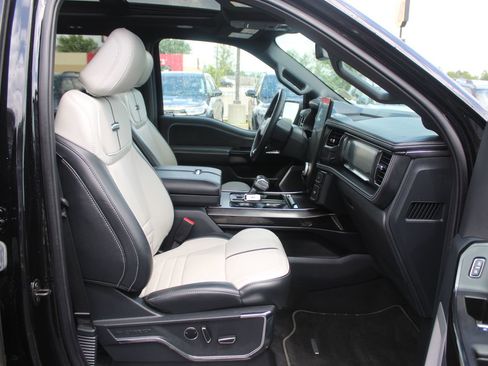Used 2023 Ford F150 Lightning Platinum AWD/4WD image 15