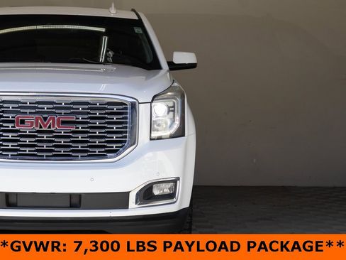 Used 2019 GMC Yukon Denali w/ Denali Ultimate Package image 5