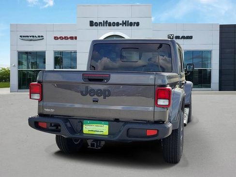 New 2026 Jeep Gladiator Sport image 4