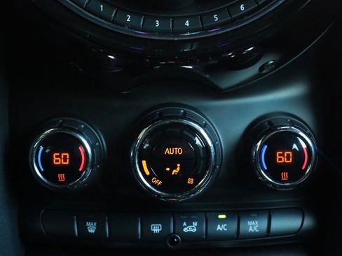 Used 2016 MINI Cooper 2-Door Hardtop FWD image 30
