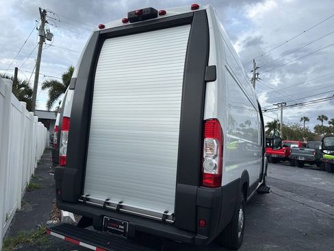 Used 2024 RAM ProMaster 3500 w/ Delivery Van Package image 3