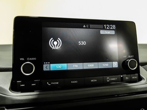Used 2024 Honda Accord EX image 28