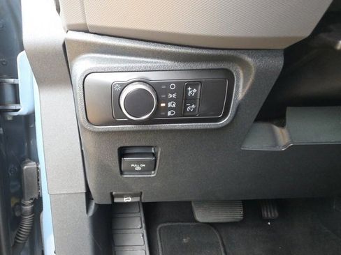 Used 2023 Ford Bronco Base image 14