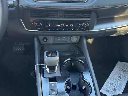 New 2026 Nissan Rogue SV image 28