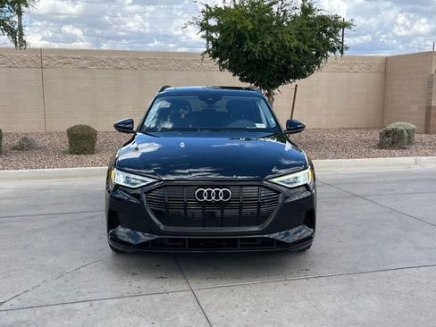 Used 2021 Audi e-tron Premium w/ Convenience Plus Package AWD/4WD image 5