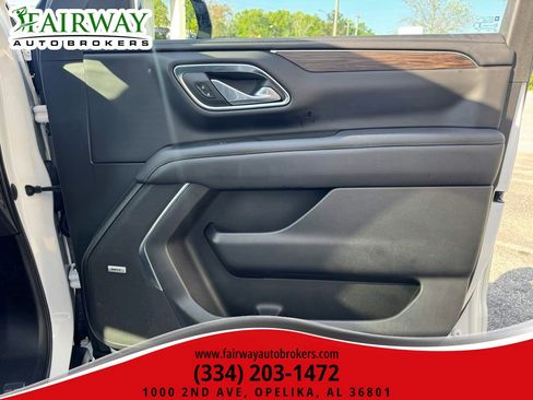 Used 2022 Chevrolet Tahoe Z71 w/ Luxury Package AWD/4WD image 34