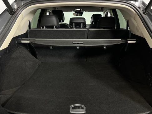 Used 2022 Genesis GV70 2.5T w/ Advanced Package image 31