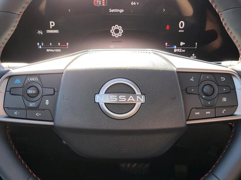 New 2026 Nissan Sentra SR w/ SR Premium Package FWD image 25