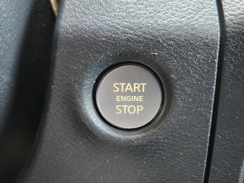 Used 2022 Nissan Frontier S w/ Technology Package RWD image 11
