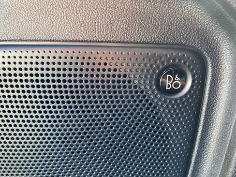 Used 2024 Ford Escape ST-Line Elite w/ Premium Technology Package image 17