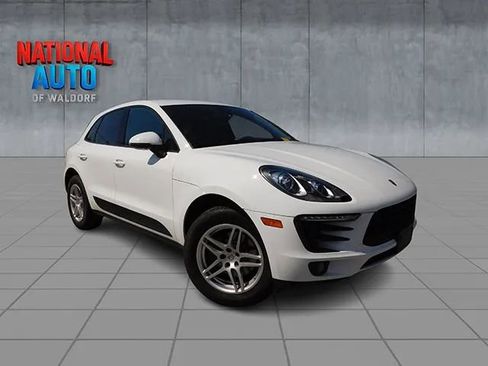 Used 2018 Porsche Macan w/ Driver Memory Package image 1