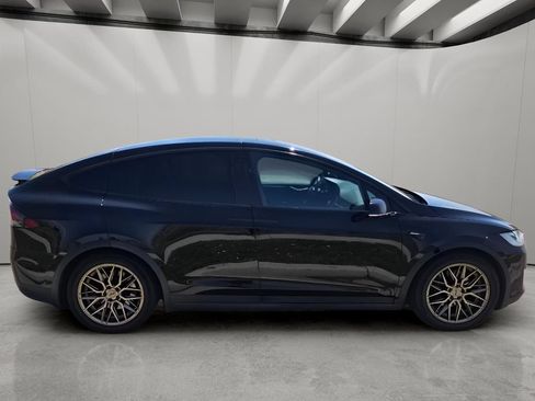 Used 2018 Tesla Model X 100D AWD/4WD image 5