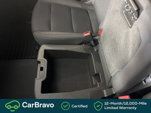 Used 2024 Chevrolet Silverado 1500 LT AWD/4WD image 39