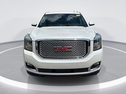 Used 2017 GMC Yukon Denali w/ Open Road Package AWD/4WD image 2