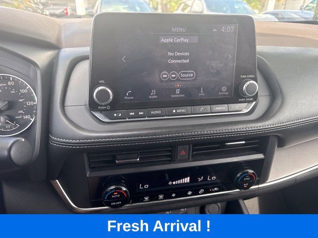 Used 2023 Nissan Rogue SV FWD image 7