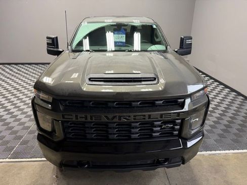 Used 2022 Chevrolet Silverado 2500 Custom w/ Custom Convenience Package image 6