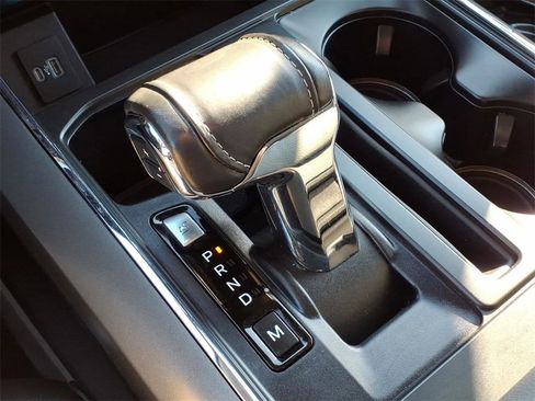 Used 2021 Ford F150 Lariat image 10