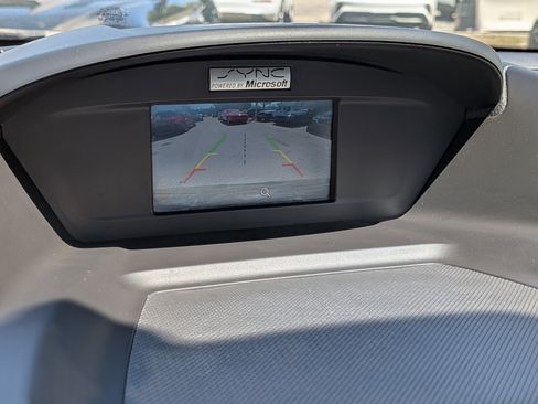 Used 2015 Ford Escape SE image 32