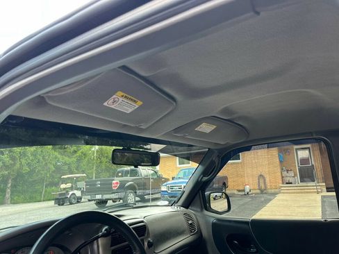 Used 2003 Ford Ranger 2WD Regular Cab image 21
