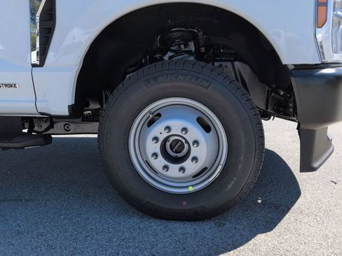 New 2026 Ford F350 XL AWD/4WD image 10