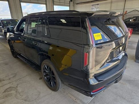 Used 2022 Cadillac Escalade Sport w/ Touring Package AWD/4WD image 34