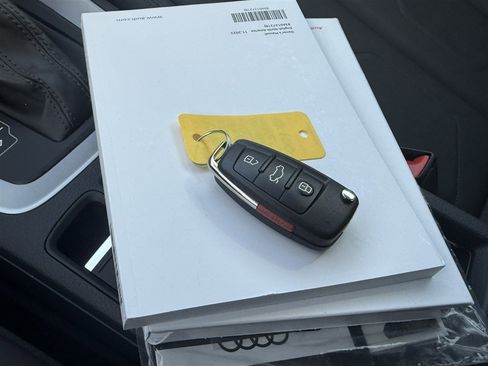 Used 2023 Audi Q3 2.0T Premium Plus w/ Premium Plus Package image 46