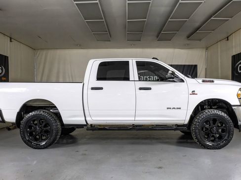 Used 2022 RAM 2500 Tradesman w/ Chrome Appearance Group image 5